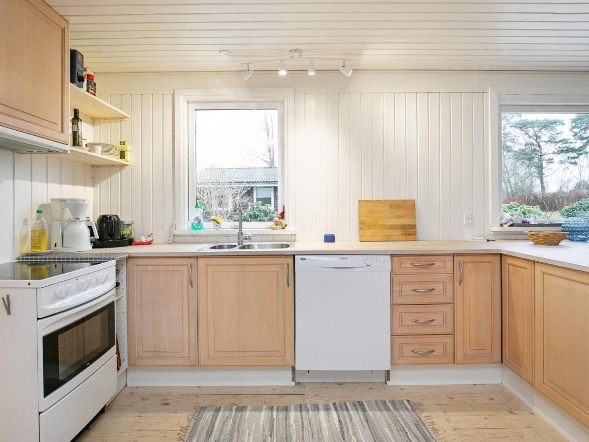 7 person holiday home in Frederikshavn Buitenkant foto