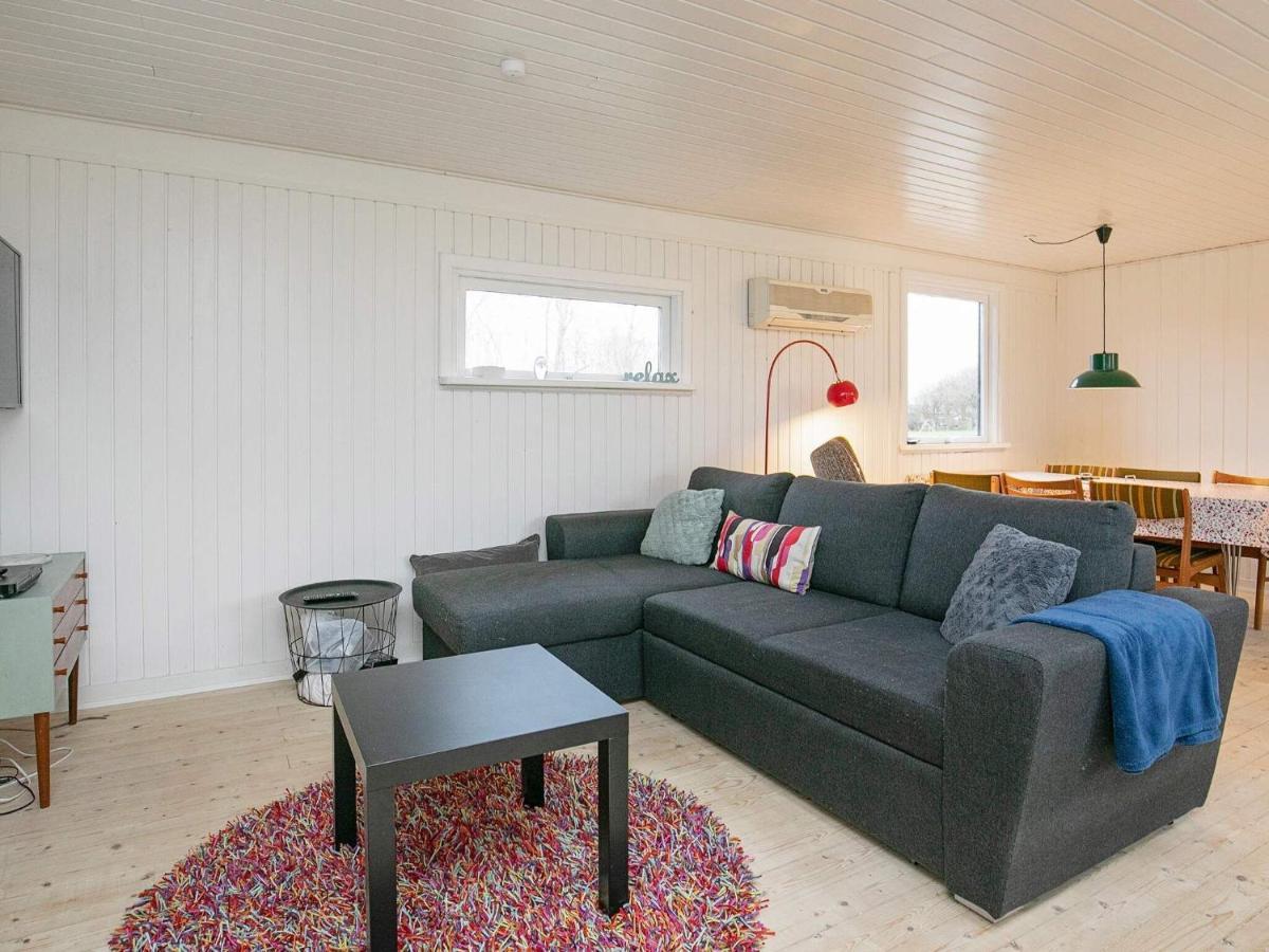 7 person holiday home in Frederikshavn Buitenkant foto