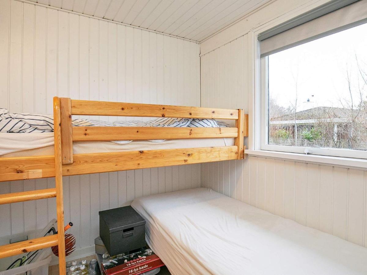7 person holiday home in Frederikshavn Buitenkant foto