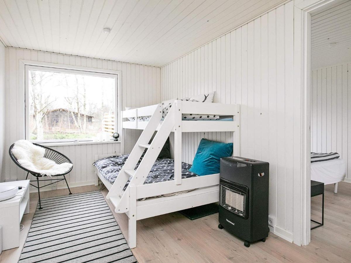 7 person holiday home in Frederikshavn Kamer foto