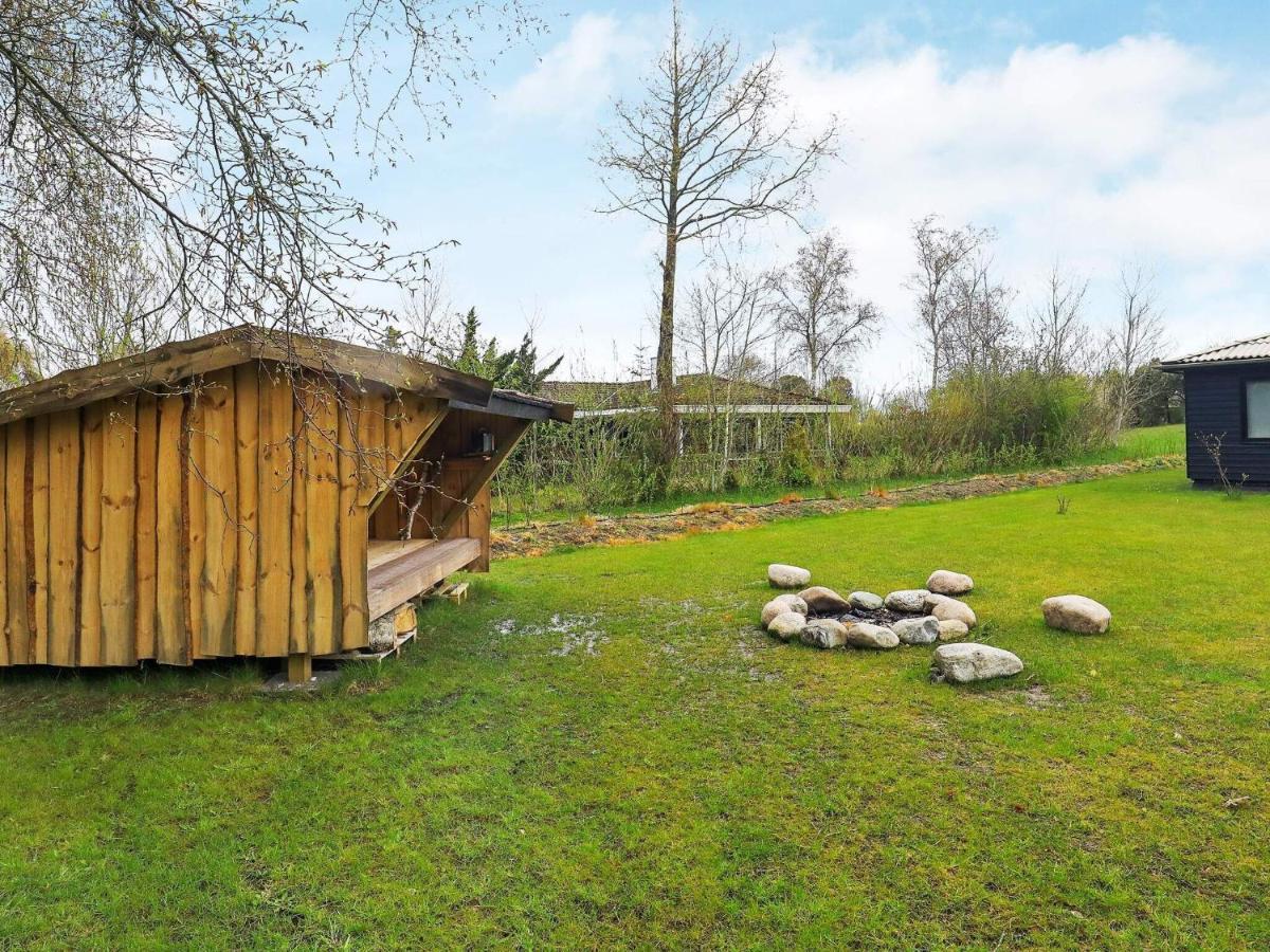 7 person holiday home in Frederikshavn Buitenkant foto