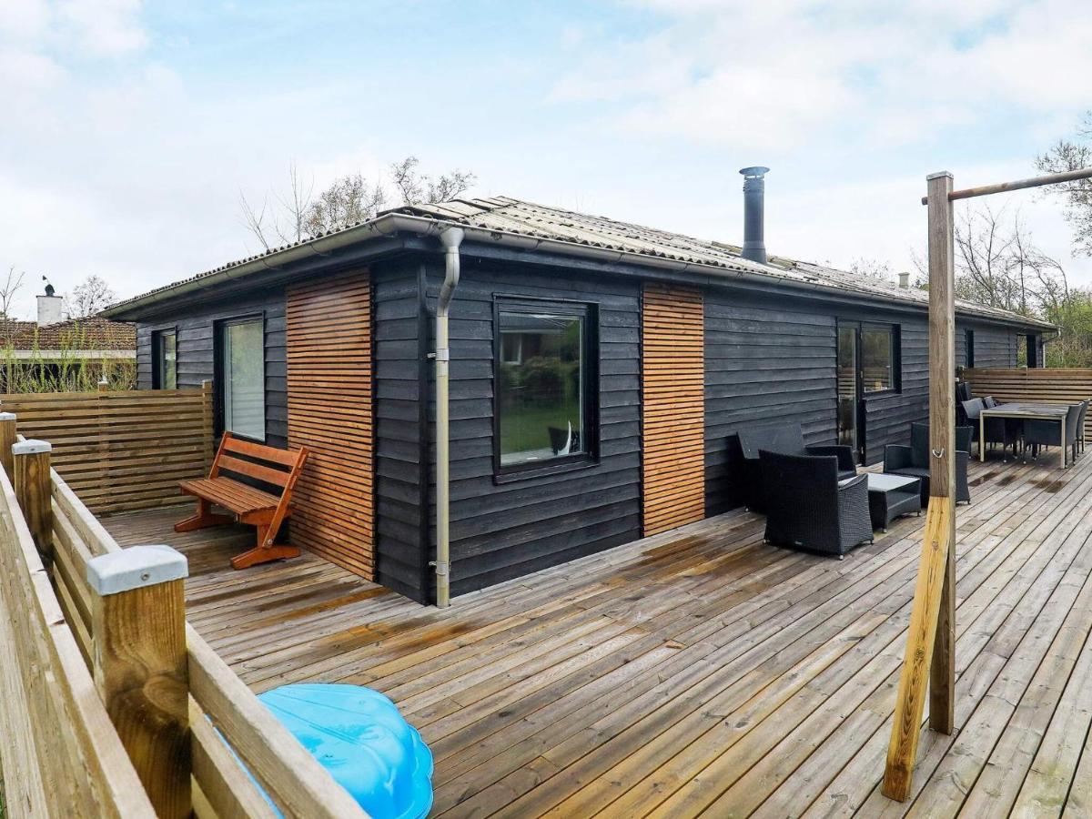 7 person holiday home in Frederikshavn Buitenkant foto